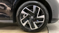 Volkswagen ID. Buzz 210kW Style Pro 86kWh 5dr LWB Auto [7 Seat] Electric Estate